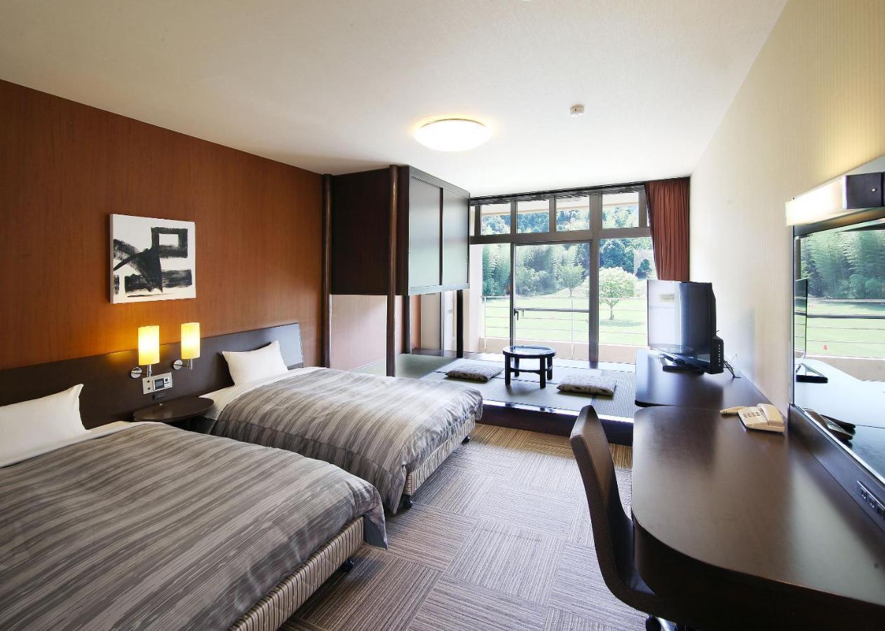 Route Inn Grantia Fukuoka Miyawaka - Wakita Onsen المظهر الخارجي الصورة