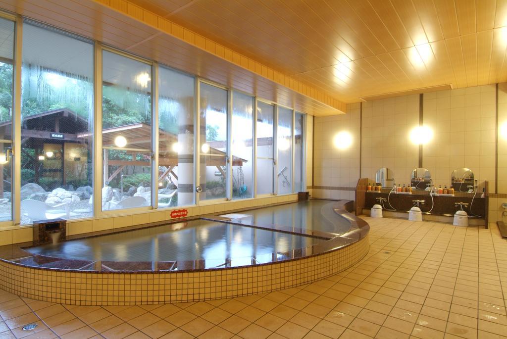 Route Inn Grantia Fukuoka Miyawaka - Wakita Onsen المظهر الخارجي الصورة