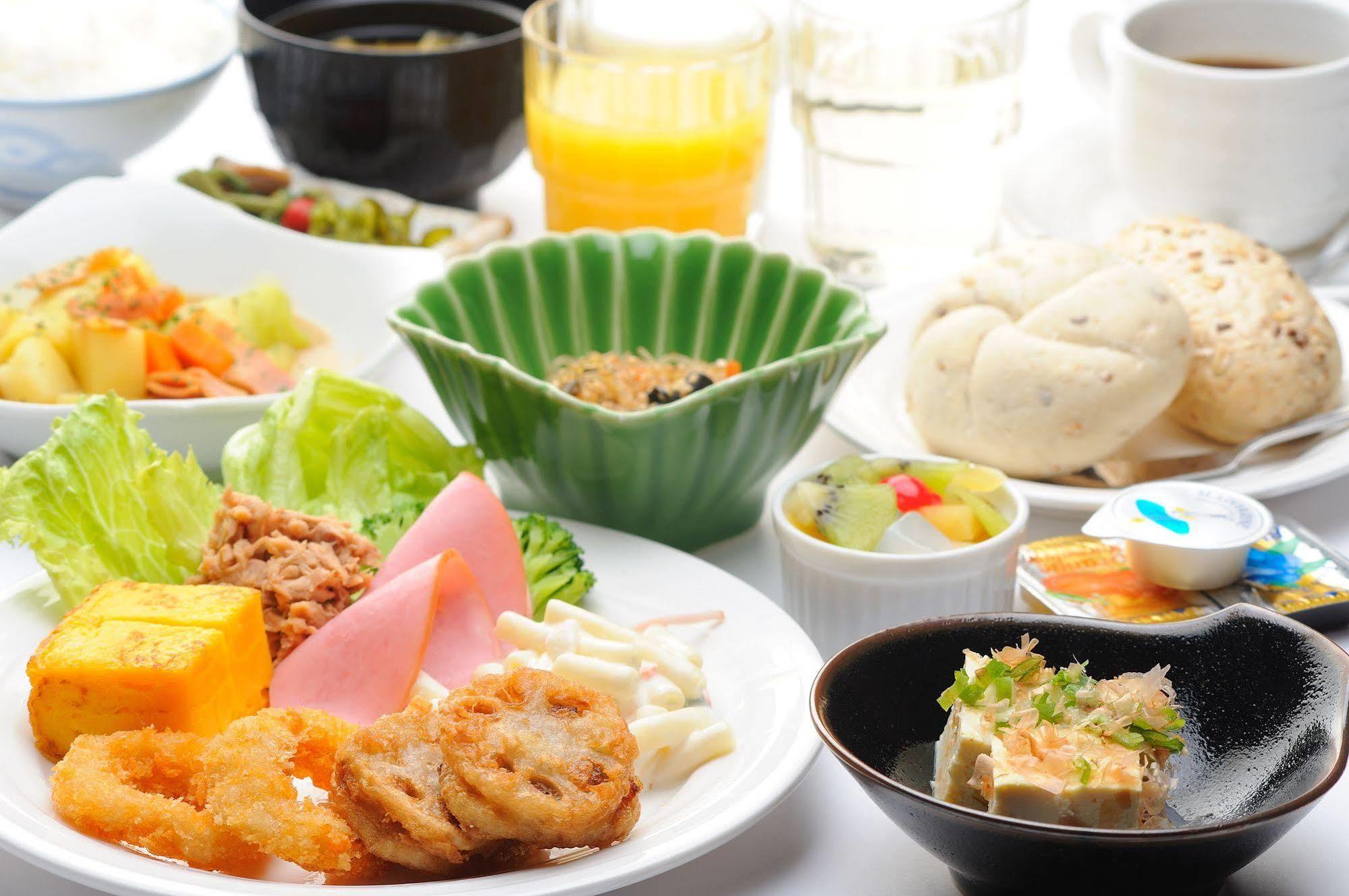 Route Inn Grantia Fukuoka Miyawaka - Wakita Onsen المظهر الخارجي الصورة
